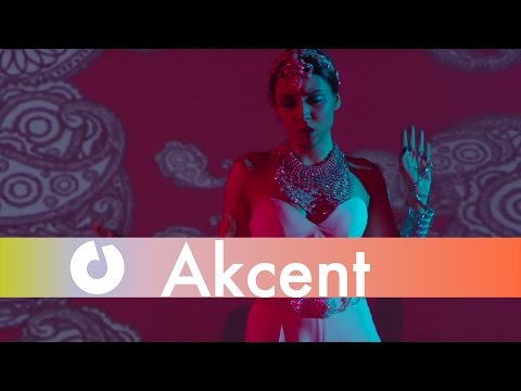 Akcent feat. Amira - Push [Love The Show] (Official Music Video)