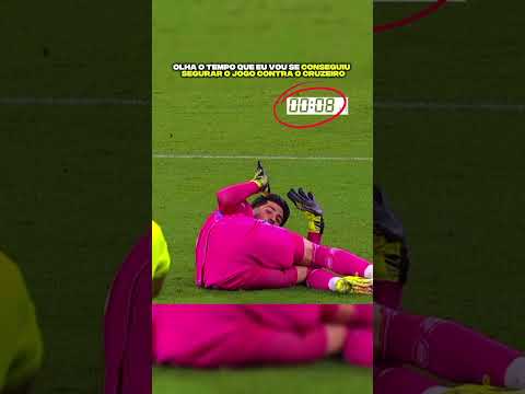 olha o que esse goleiro fez
