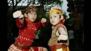 Download lagu Opening Song Prabu Kian Santang.mp4,Iphone mp3 Download lagu Opening Song Prabu Kian Santang.mp4,Iphone mp3