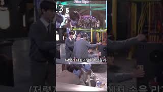 Download lagu Jihoon Scares Hyunsuk TREASURE MAP SPECIAL mp3