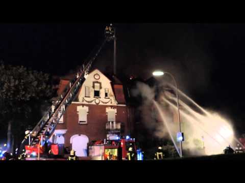 Blaulicht-Report Kleve : Wohnhausbrand auf der Mühlenstraße in Kellen Teil 2
