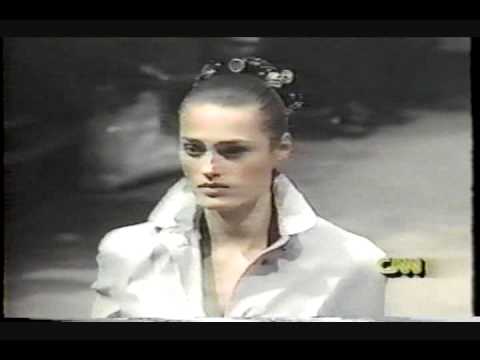 Yasmin Le Bon for Rifat Ozbek spring/summer 1989