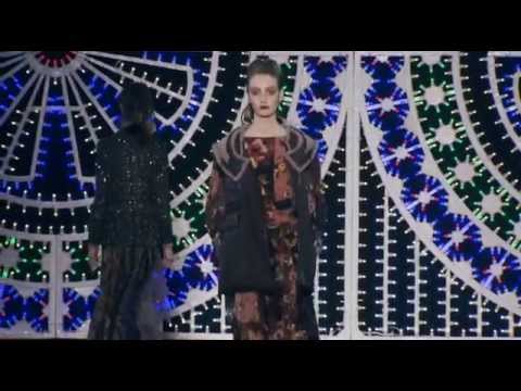 KENZO WOMEN PRÊT-À-PORTER FW 2011-2012 PFW