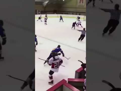 Tour du chapeau d’Eloise Caron pour donner le championnat collégial D1 aux Titans de Limoilou