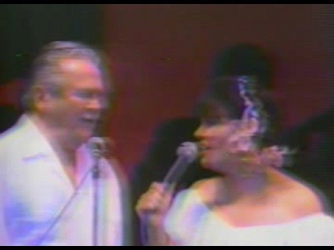 download lagu mp3 mp4 Gilbert Ronstadt, download lagu Gilbert Ronstadt gratis, unduh video klip Gilbert Ronstadt