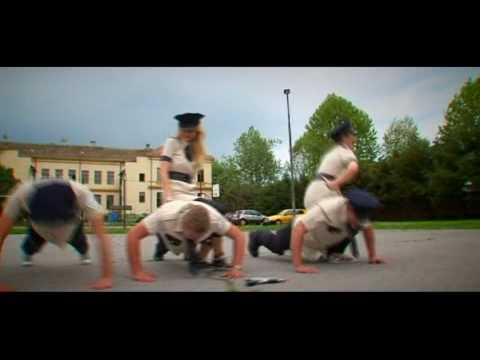 Maturanti Gimnazija Nova Gradiška - Policija 4C - novagradiska.com