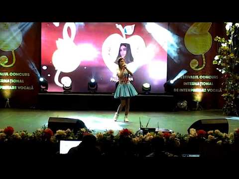 Alexandrina Palcă - Lupii