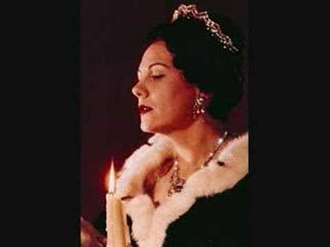 Renata Tebaldi in Puccini's Tosca - Vissi d'arte