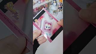 プリキュア友達から素敵便が届きました♪代行をお願いしたキュアロゼッタ以外にも、素敵なプリキュアがいっぱい入ってる♡お菓子も一緒にいつもありがとう(*^^*)