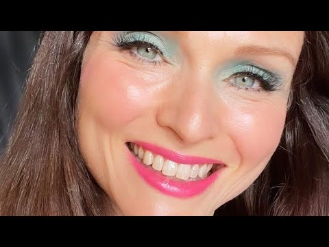 Sophie Ellis-Bextor performs at Ascot