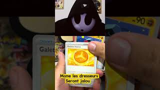 Trouver un Pokémon légendaire dans ce booster fera des envieux, même parmi les dresseurs #pokemon