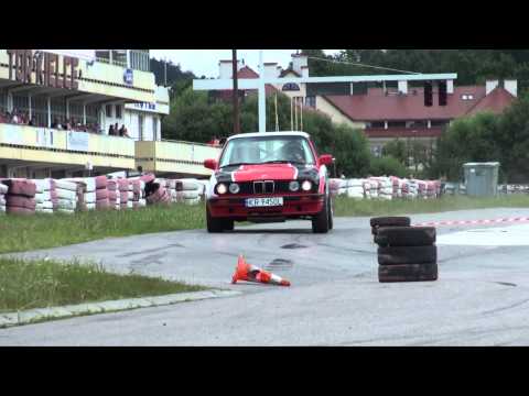 Dutkiewicz Michał - BMW E30 318is - SuperOES VII Runda Tor Kielce 20-07-2013
