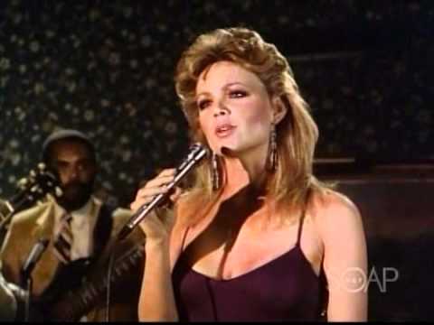 Knots Landing Lisa Hartman/Ciji Sings Ginger's Song.