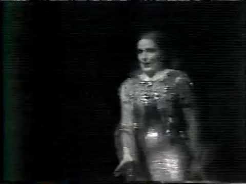 Hildegard Behrens' Magnificent Kaiserin (The Ingenious Petrification Scene)