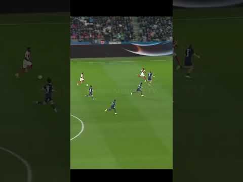 Lamine Camara contre les Parisiens  #football #senegal