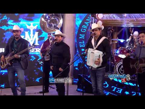 Julian Mercado Ft. Grupo Arriesgado - La Linea Directa (En Vivo 2022)