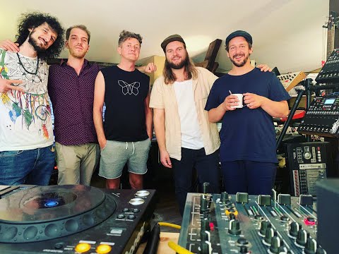 Live from the SNOE Headquarter in Berlin. T.M.A. | CIOZ | CORPINO | ANDREAS HENNEBERG