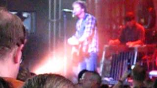Dierks Bentley-Trying To Stop Your Leaving-Cincinnati, OH