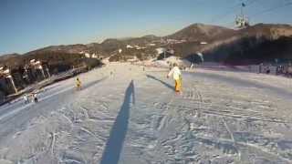 preview picture of video 'Yongpyong Ski Resort with Korea Snow'