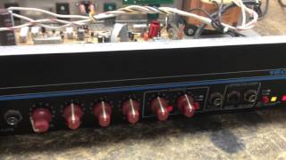Video thumbnail for Fender M-80 Bass Guitar Amplifier by gggone1