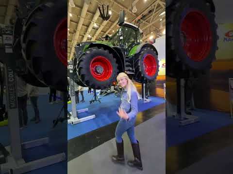 AGRICULTRICE -VLOG SUR LES TRACTEURS #agricultrice #agriculture #tracteur  #campagnes #recolte