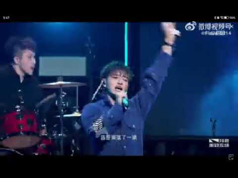 Douyin Wonderful Music Party in Qingdao ZTAO performing I Give Up with YungK2
