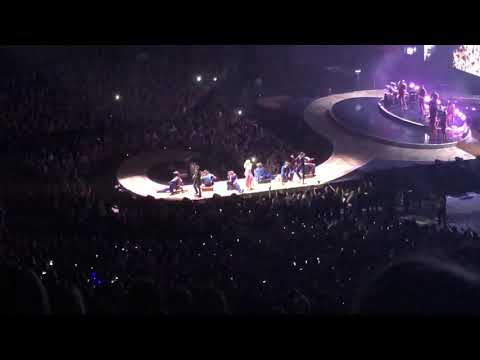 Kylie Get Outta My Way Leeds First Direct Arena 4.10.18