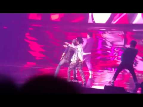 [FanCam] 120316 Super Show 4 Bangkok - Oppa Oppa [Donghae focus]