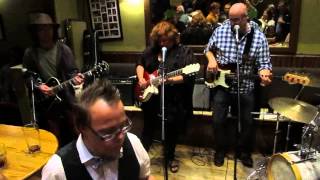 Deep Roots Blues Summit w/ Suzie Vinnick - Quit Your Lowdown Ways (Paddy's Pub, 27 September 2014)