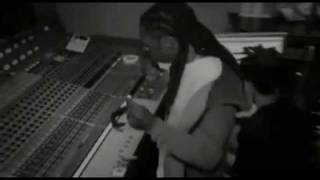 Lil' Wayne - I'm Single [Music Video]