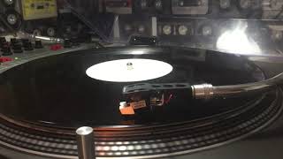 Essential Grooves – Street Lab - Jay Work