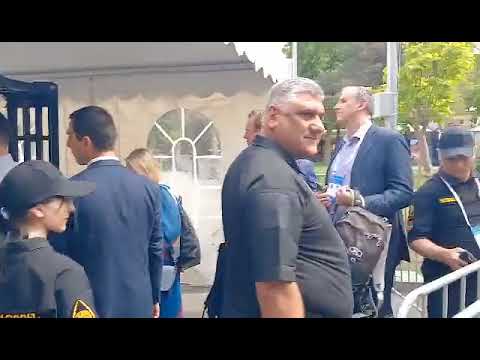 Այսօր Օպերայի բակ մուտքը մետաղաորսիչով է