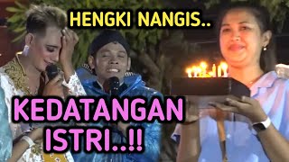 Download lagu PERCIL HENGKI NANGIS KEDATANGAN ISTRINYA mp3 Download lagu PERCIL HENGKI NANGIS KEDATANGAN ISTRINYA mp3