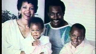 Walter Payton Funeral - News Coverage (Part I)