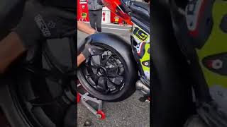 Download lagu Moto GP tire change #moto mp3 Download lagu Moto GP tire change #moto mp3