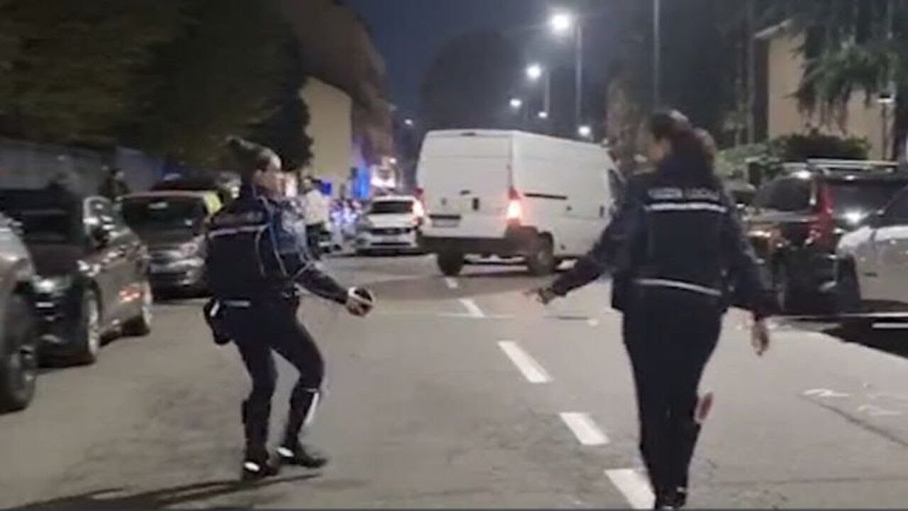 Milano, 12enne travolto da un furgone: ricoverato in condizioni gravi