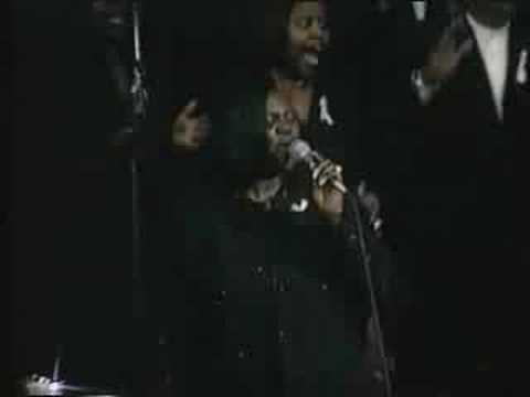 Detroit Mass Choir singing Happy On My Way / Evang Linda Ross