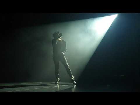 MJ Live Michael Jackson Tribute in Las Vegas at Stratospher - black or white + billie jean 1/5