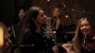 Bryan Adams &amp; Friends: A Great Big Holliday Jam