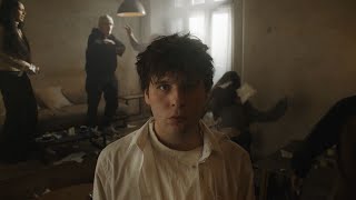 Video zu 'Seht Ihr Nicht' ansehen Video zu 'Seht Ihr Nicht' ansehen