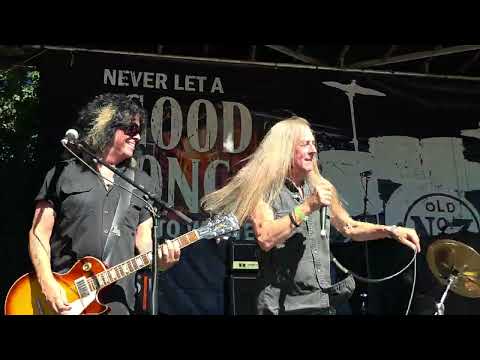 Thumbnail for Killer Dwarfs " Tell Me Please " Live Rainbow Bar And Grill Hollywood CA 8-31-2025  by Killer Dwarfs