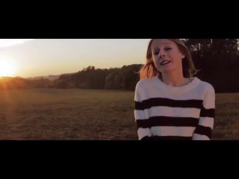 Eva Matějovská - Táta (Official Video)