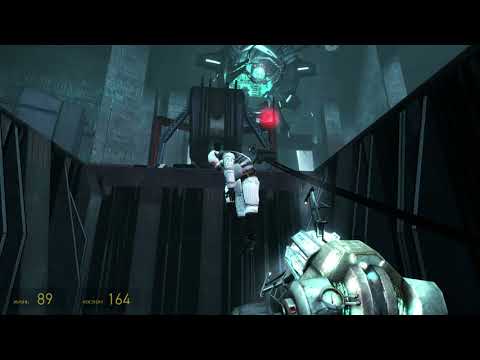 Half-Life 2: Episode One | Flying and spinning elite Combine soldier