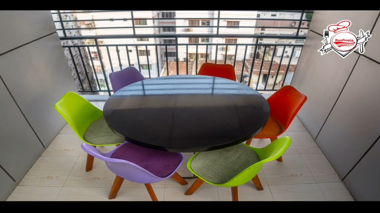 Rooftopia Restaurant and Café: Take a look