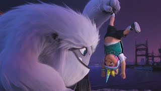 There&#39;s A Yeti on the Roof?! ❄️ Abominable | Animal Friends