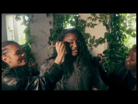 KIZZY GRÂCE - Encore (Clip Officiel)