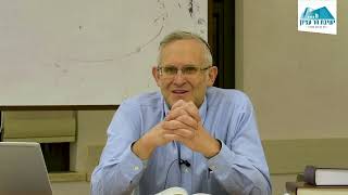 הרב משה ליכטנשטיין | ביכורים | בין קודשי מזבח לקודשי גבול (ישיבת הר עציון) - התמונה מוצגת ישירות מתוך אתר האינטרנט יוטיוב. זכויות היוצרים בתמונה שייכות ליוצרה. קישור קרדיט למקור התוכן נמצא בתוך דף הסרטון