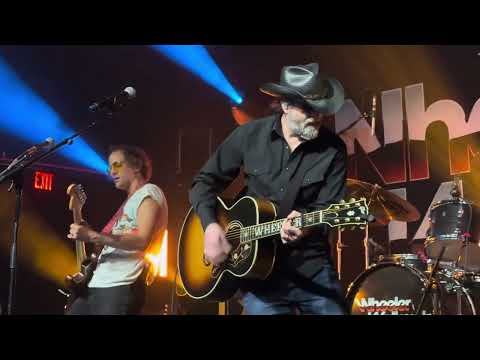 Wheeler Walker Jr. - Outlaw Shit (Waylon Jennings) - Live at St. Andrew’s Hall in Detroit, MI 4-7-24
