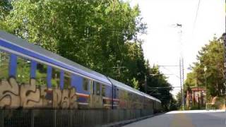preview picture of video 'BOMBARDIER 220 029 & ADtranz 220 025 - 015 at Agios Stefanos (03/07/11)'