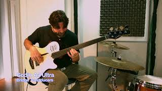 Video thumbnail for Jonathan Stoyanoff demos the Godin A4 Fretless Bass by Guitares Godin Officiel / Godin Guitars Official